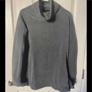 Women’s Nike Dri-Fit turtle neck sweatshirt